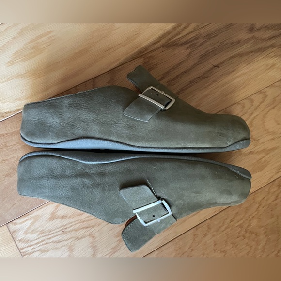 Fit Flop Size 9 Green Leather Buckle Mule Shoes - Picture 9 of 9